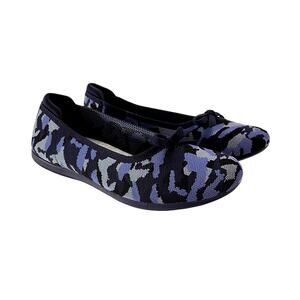 Clarks Cloud Steppers Carly Hope Blue Camo Flats 10